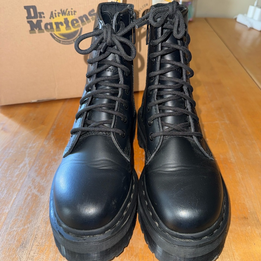 Dr. Martens V Jadon II Mono Size 7 Black Platform Boots